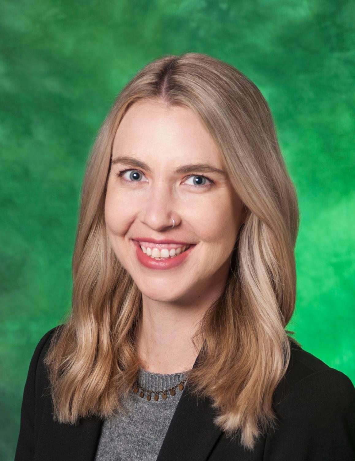 Haley Zettler headshot