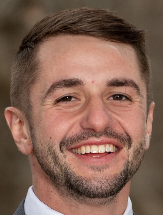 Austin Becker headshot