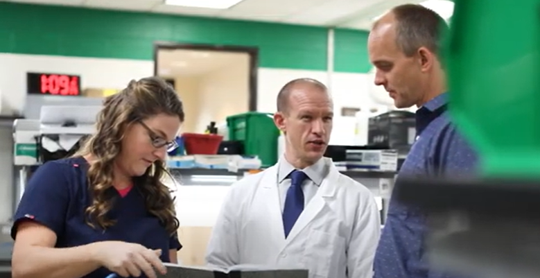People working in the lab