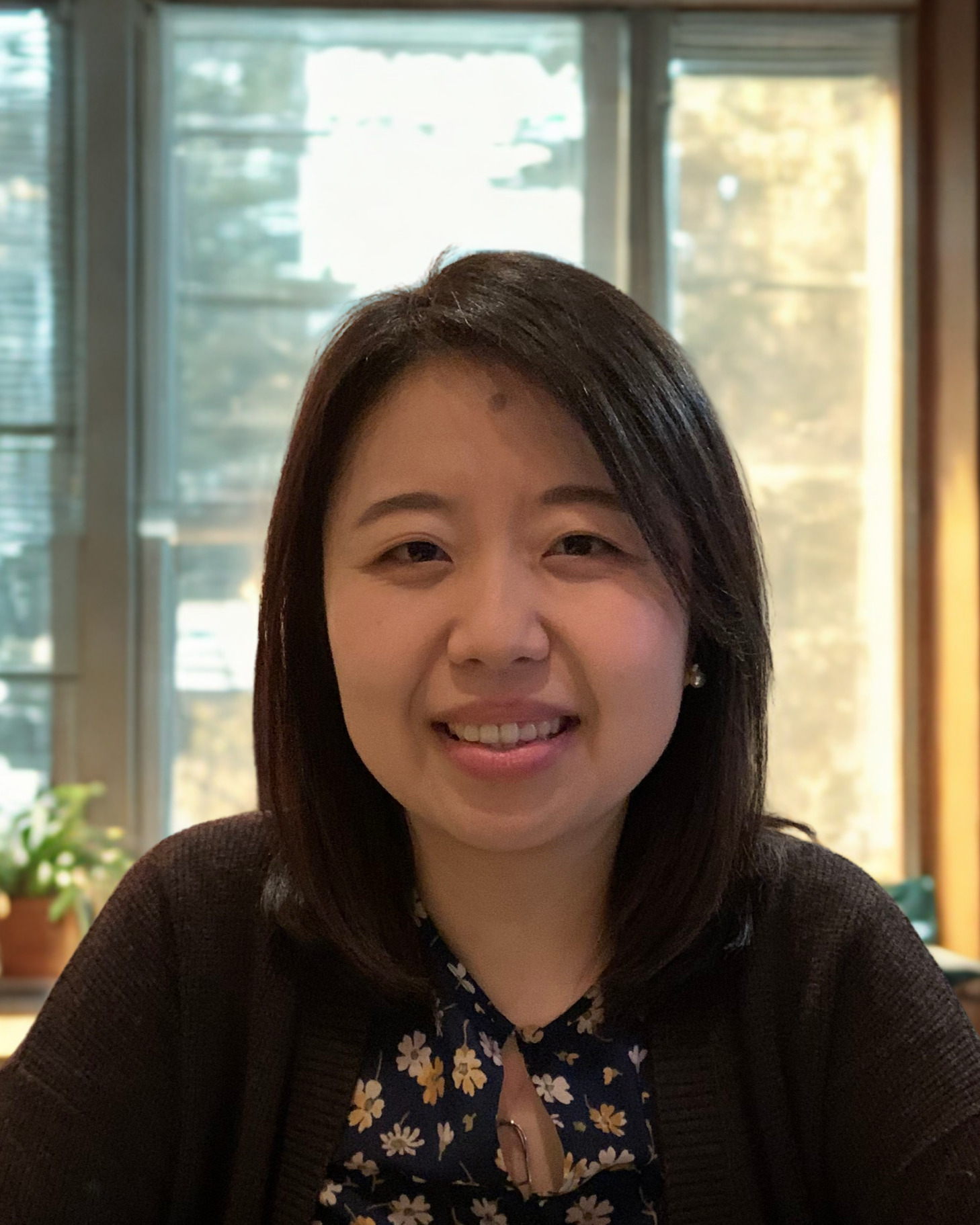 Xiaolei Tang headshot